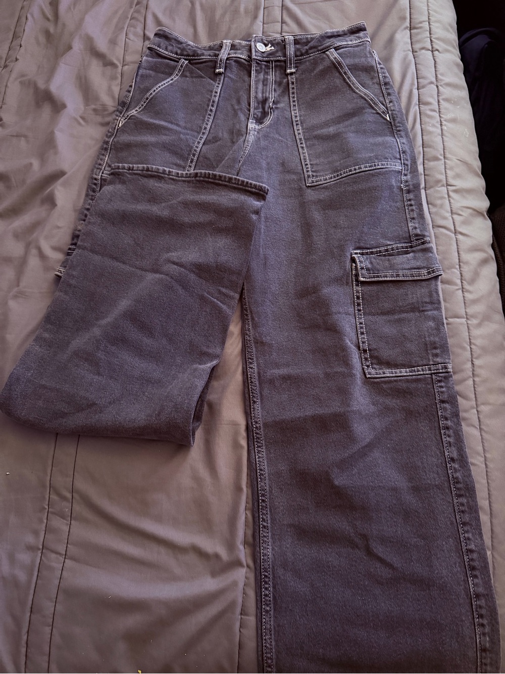 Women Gray Cargo Jeans - Casual Utility Style